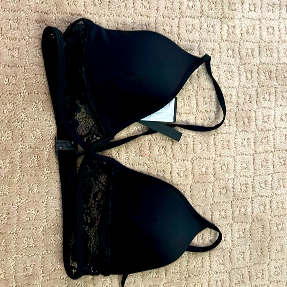 Sun Shop Black Bikini Swimsuit Top NEW 10